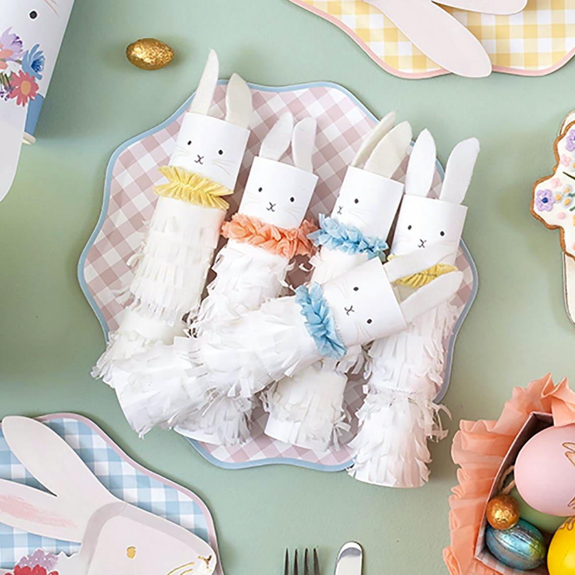 Meri Meri Fringed Bunny Crackers, £12