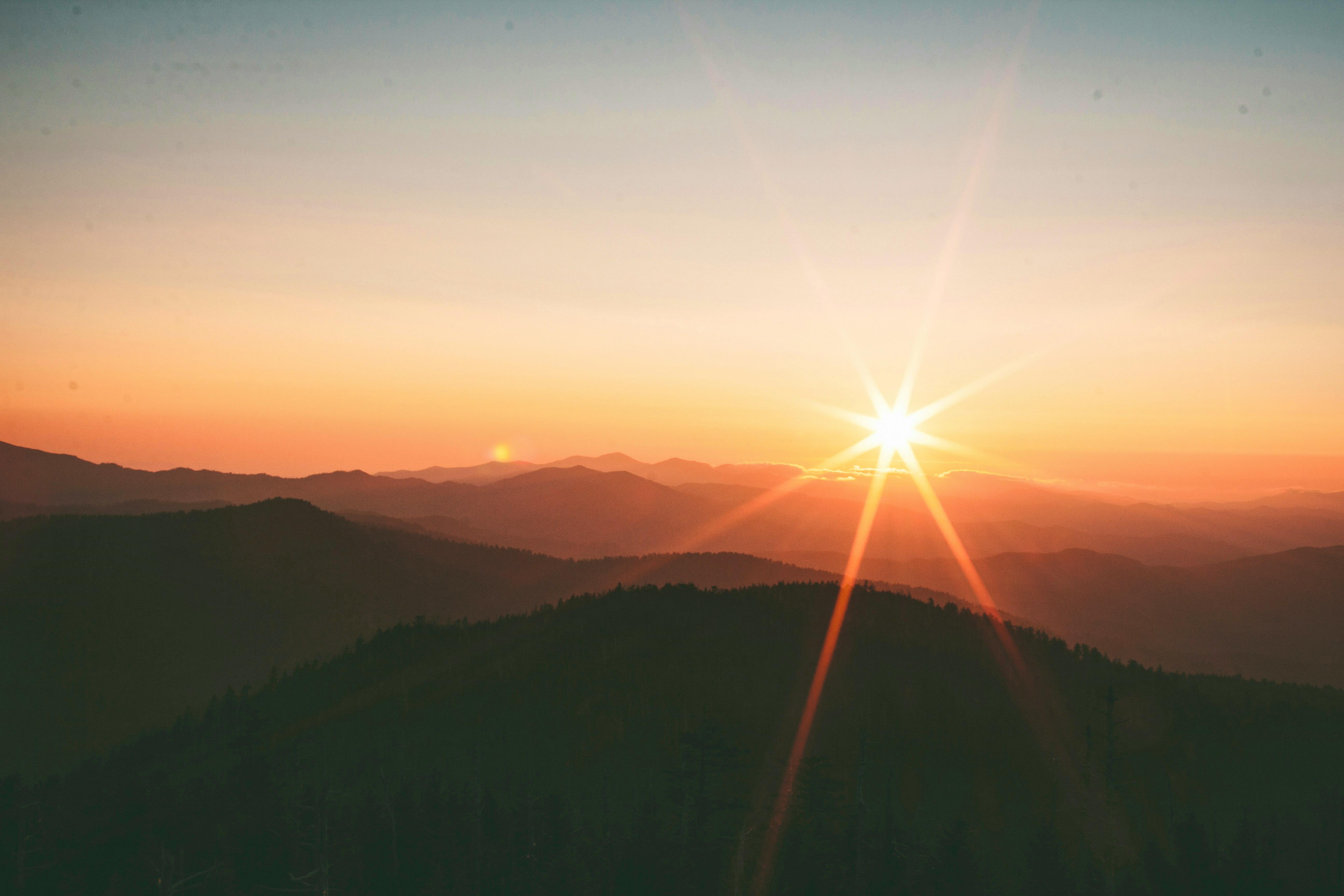 Why Sunrise Alarm Clocks Are Trending Right Now