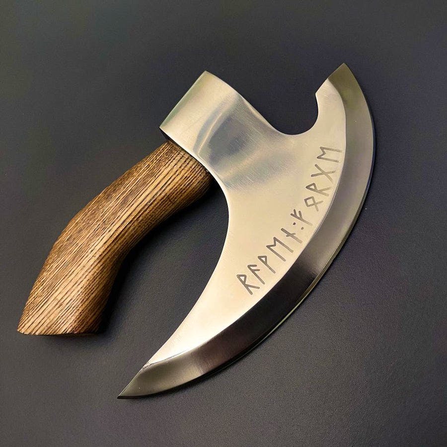 Raven Forge The Original Pizza Axe, £49