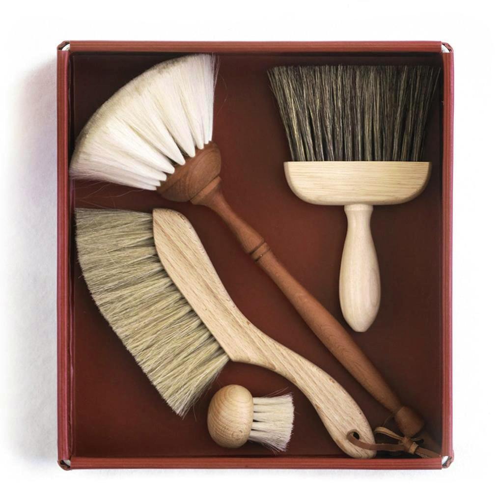 AG Hendy & Co Handy Brush Set, £113