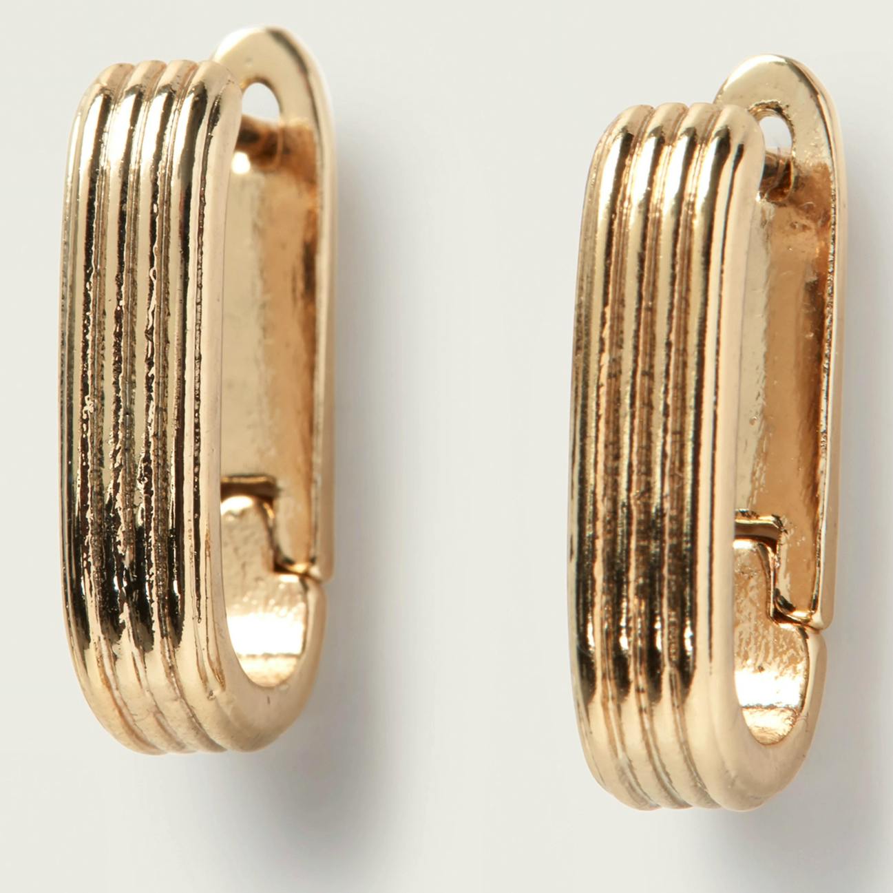 The White Company Ribbed U-Shape Huggie Earrings, £29