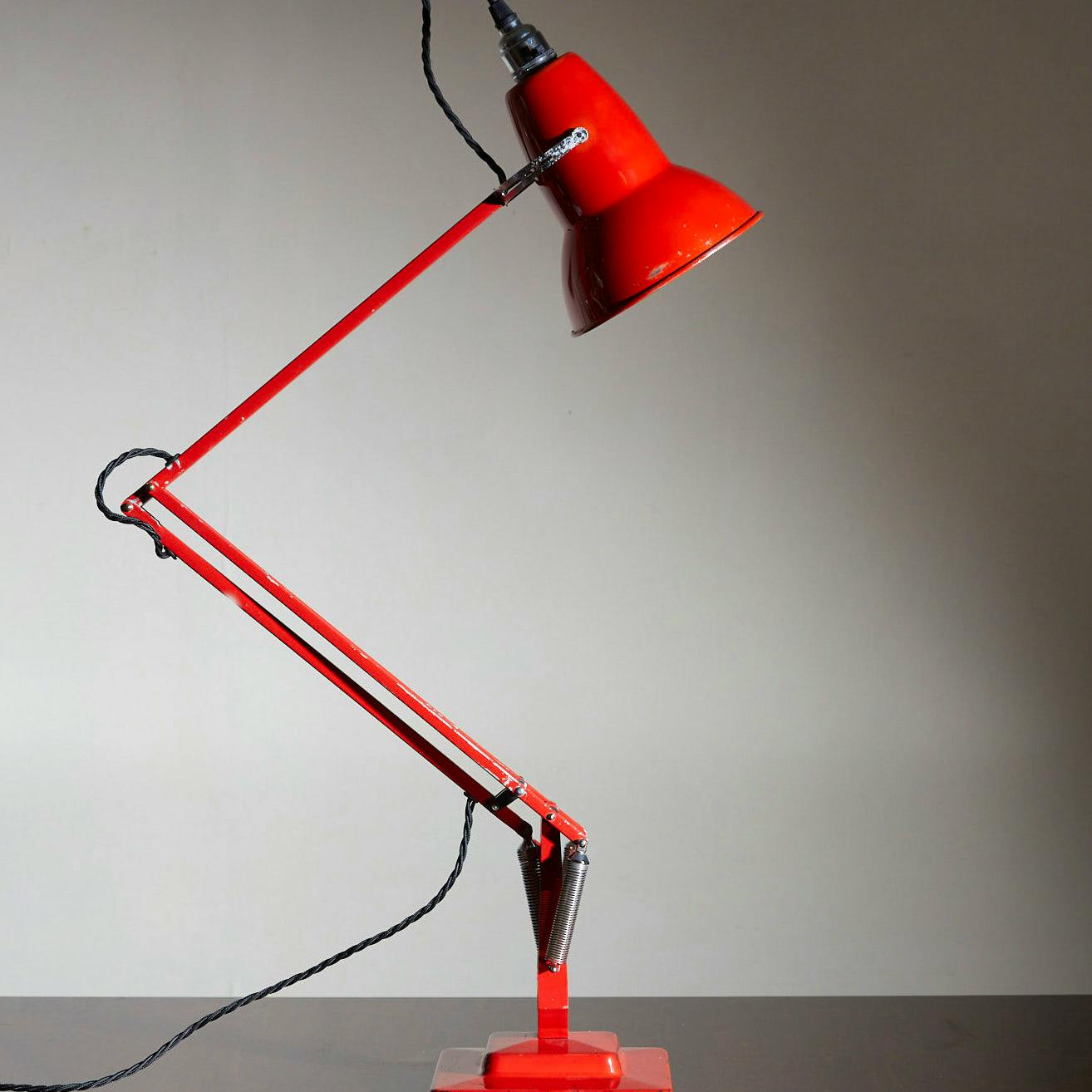 Howe Red Type 1227 Anglepoise, £450