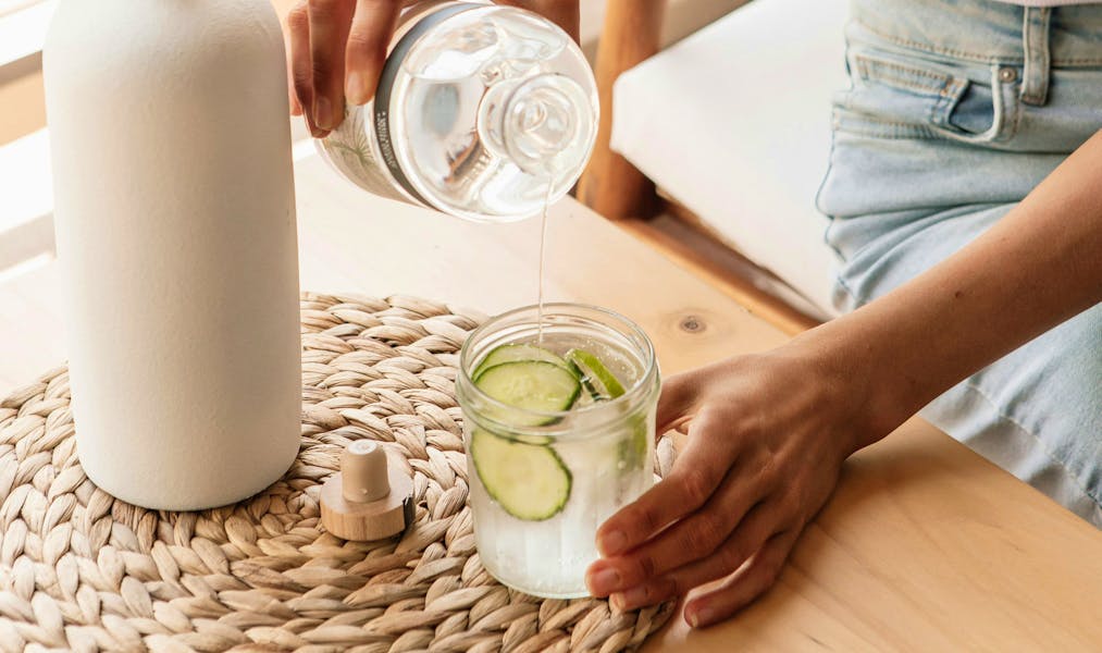 Gin 2 Maddi-bazzocco-pgVT_CvjsGE-unsplash Copy