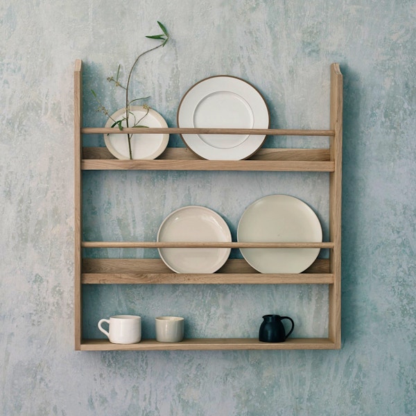 Rowen & Wren Witham Oak Plate Rack, £228