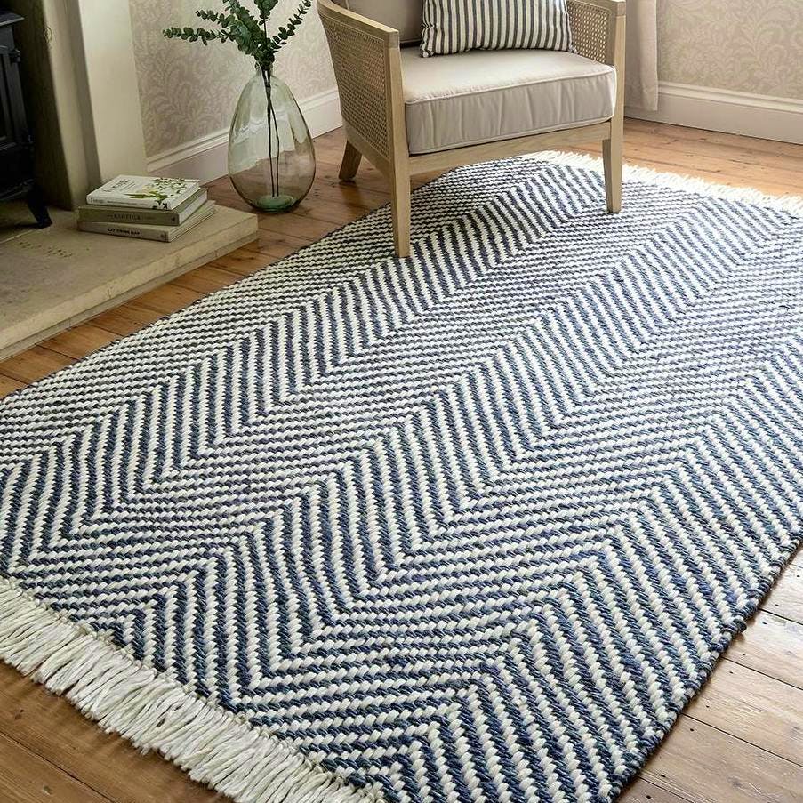 Cotswolds Company Harnhill Navy Rug, £209