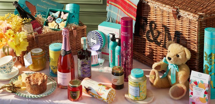 Fortnum And Mason Hosting Gifts