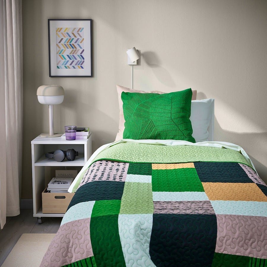 IKEA TALLSVÄRMARE Bedspread, £25