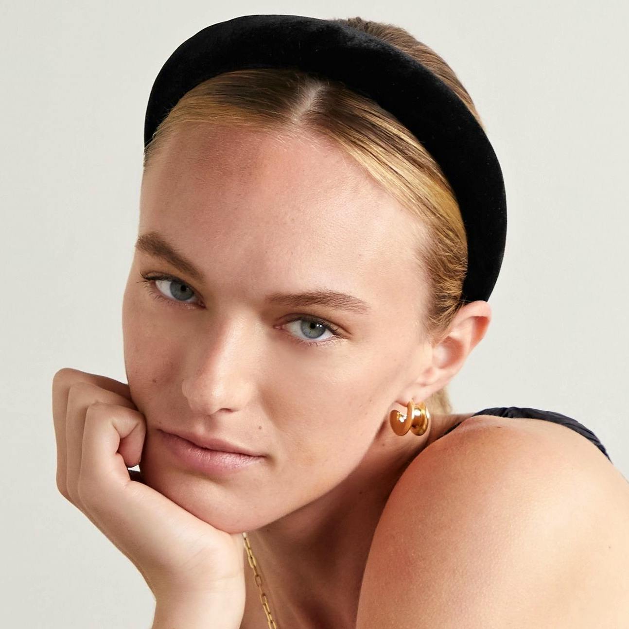 Jennifer Behr Tori Velvet Headband, £180