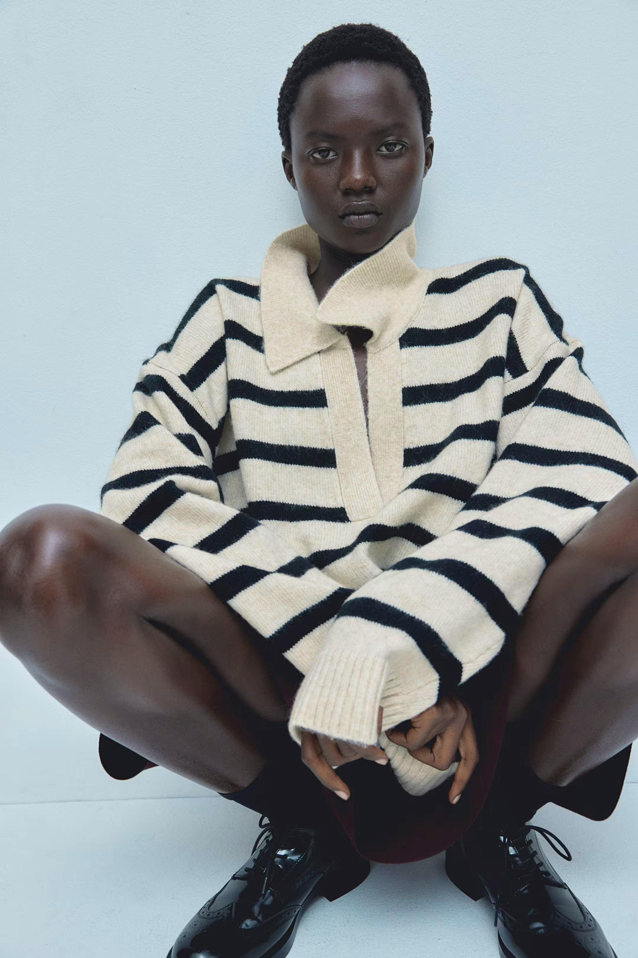 H&M Fine-Knit Collared Jumper, £27.99