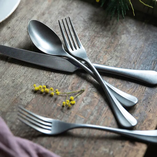 Robert Welch Radford Bright Set (30-piece) Premium feel for £155.