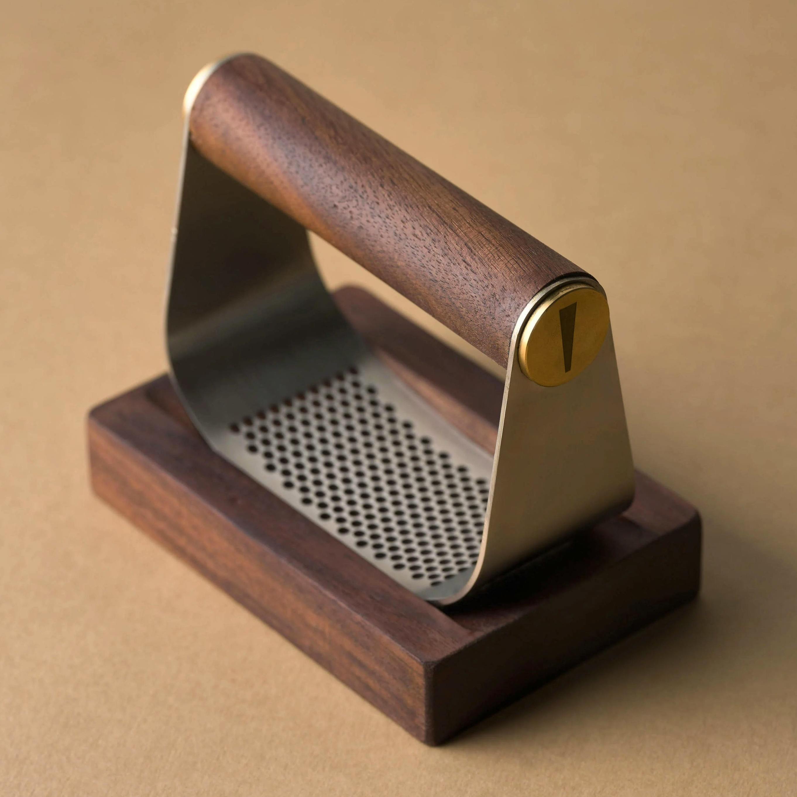 Katto Garlic Crusher, £45