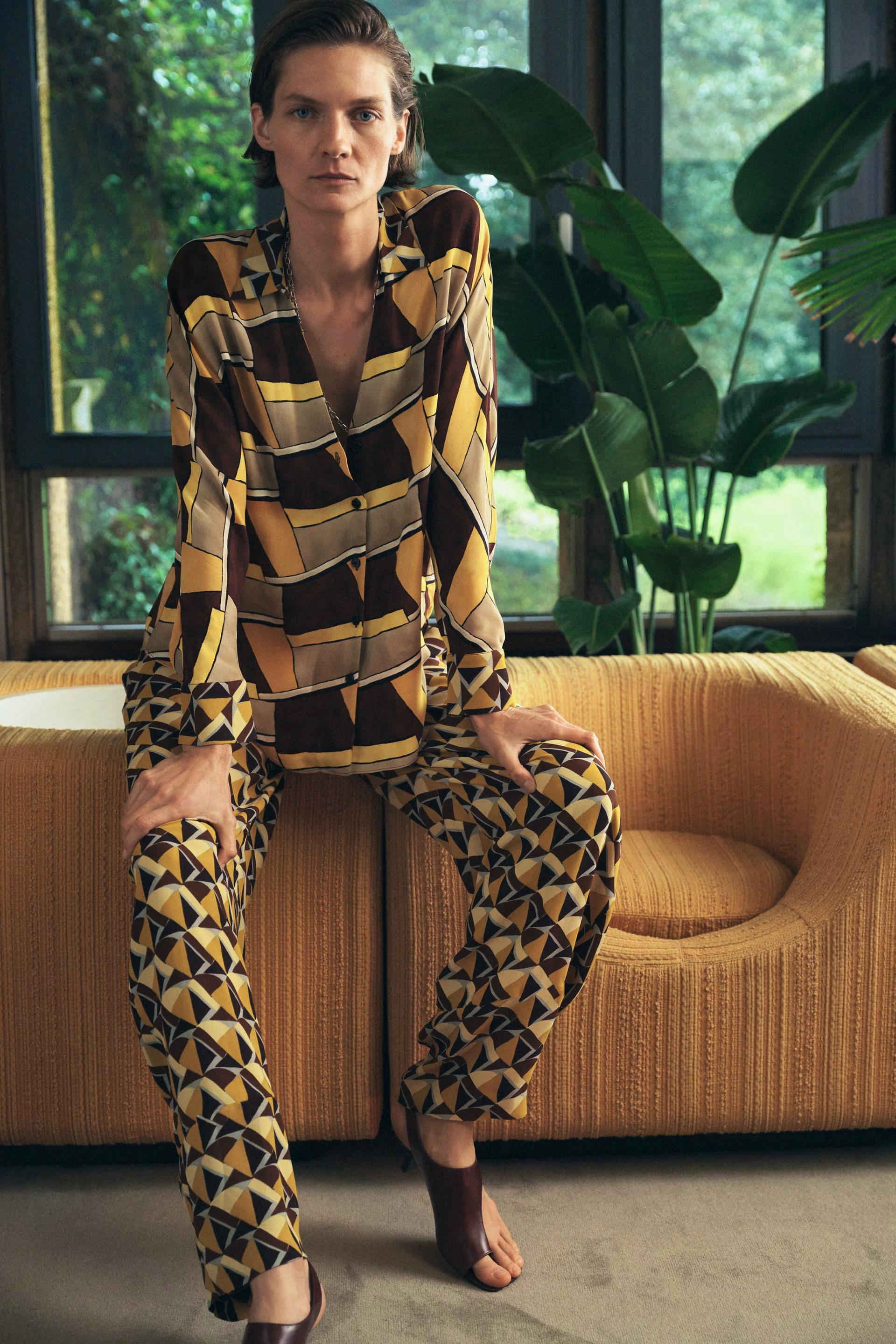 ZW Collection Printed Trousers £45.99