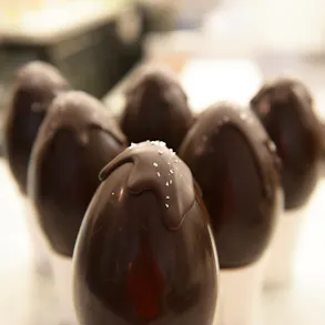 17 Eggs-tremely Moreish Vegan Easter Eggs