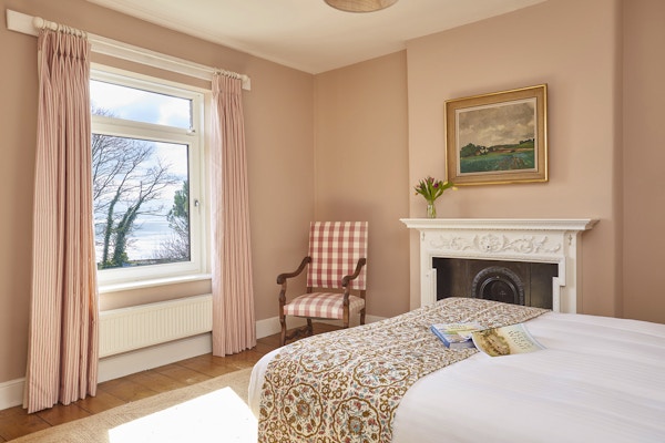 Classic Cottages By Sea Sun Lodge (2) Copy