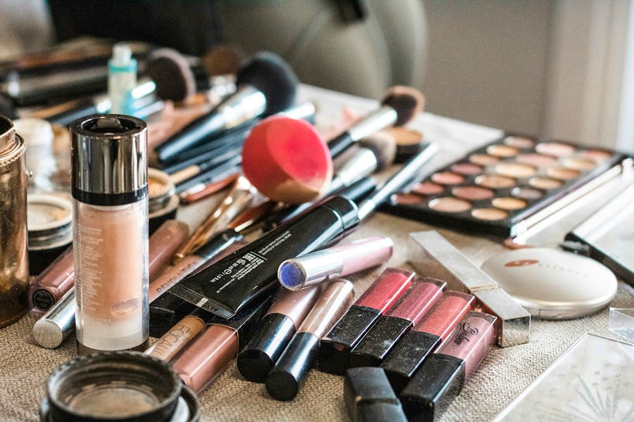 Casino Night Make Up Jessica-johnston-Kuaf9ch8wiw-unsplash