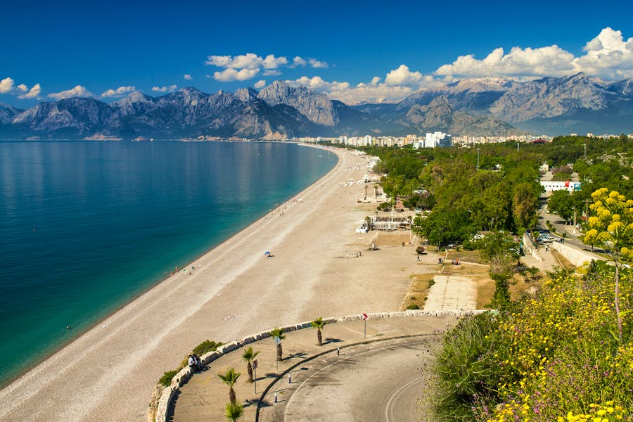 Ultimate Tech Travel Guide Turkey Erik-karits-OZfVcu3Hy9E-unsplash Copy