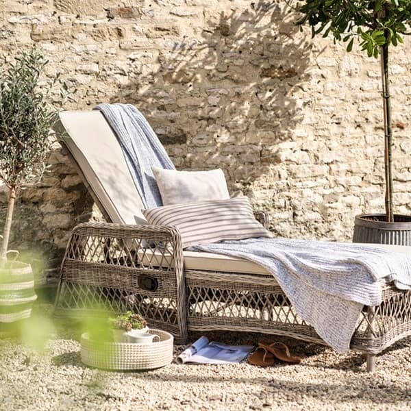 Cotswold Company Aldsworth Sun Lounger, £399 (Was £599)
