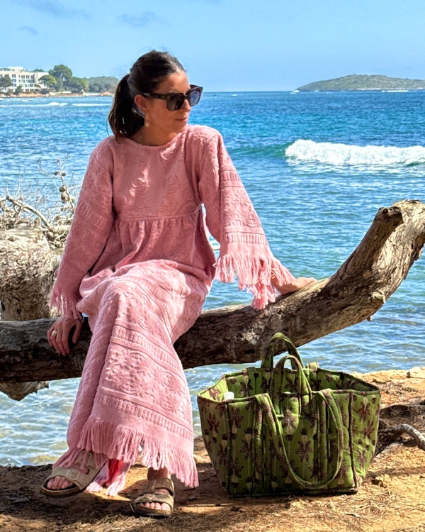 MAISON_M_ROSE_DRESS_BEACH