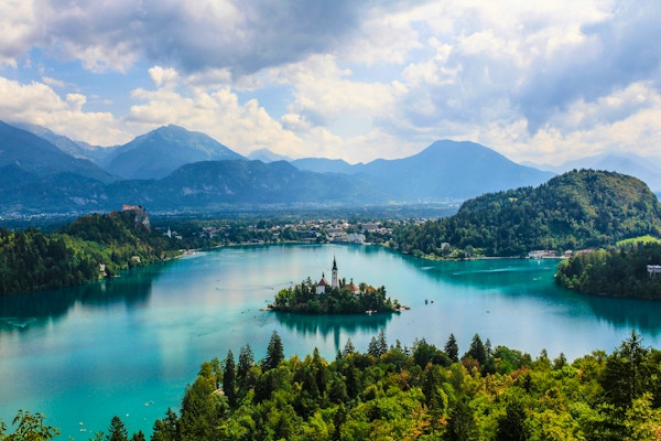 101 Family Holidays Coolcations Slovenia_lake_Bled