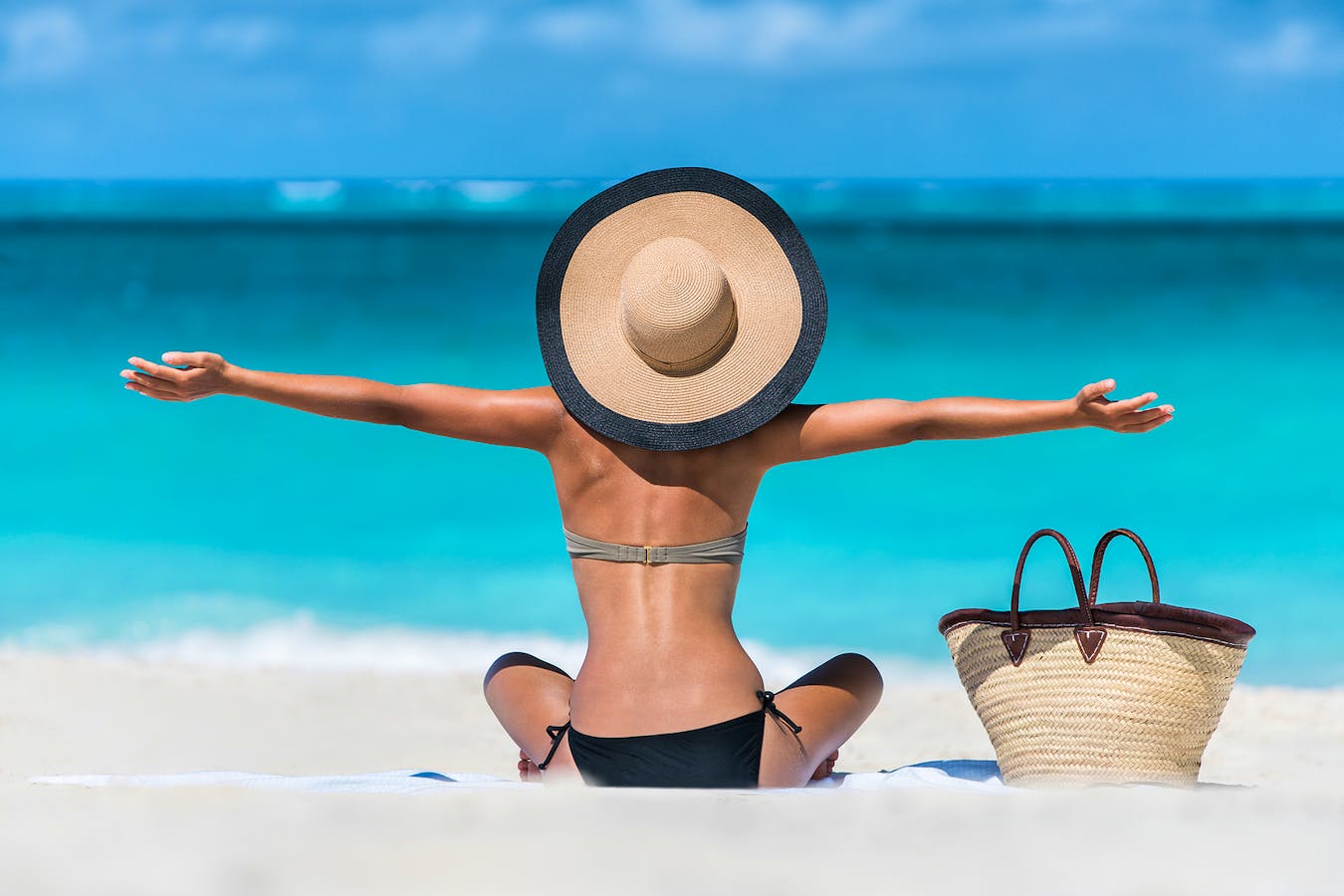 Bigstock-Summer-vacation-happy-carefree-127285397