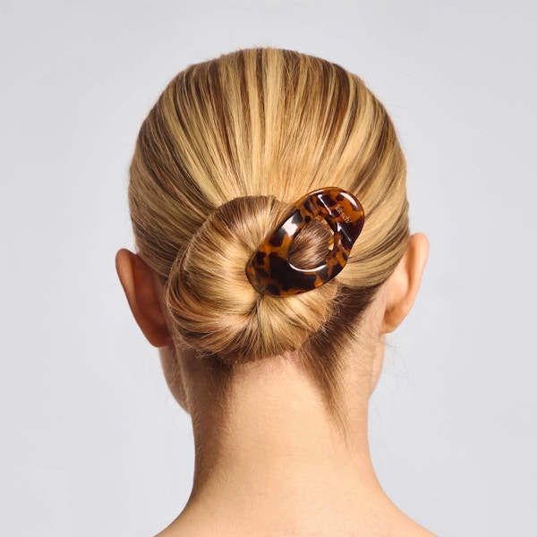 Kitsch Tort Flat Cloud Clip - Medium, £10