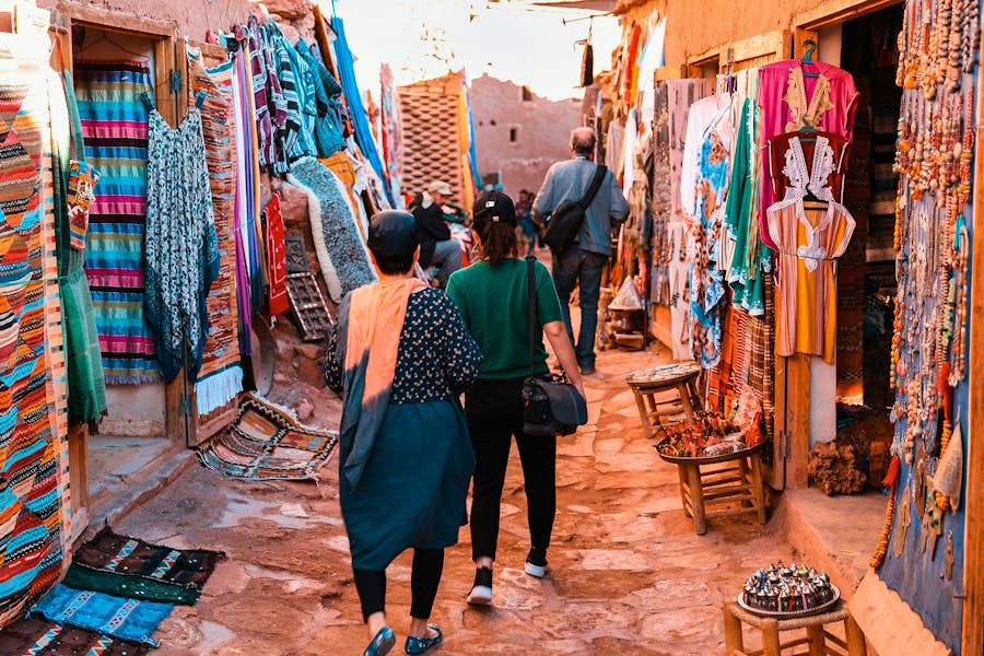 Unique Ways To Fully Experience Your Travel Destination UNsplash