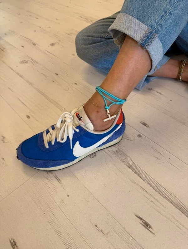 BLUE TRAINERS Tilly Sveaas 7