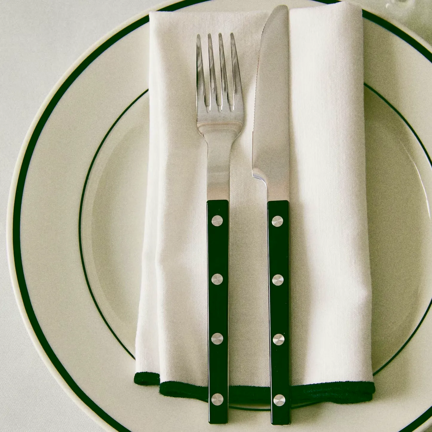 16-Piece Cutlery Set £49.99