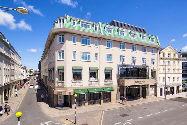 101 Honeymoons Uk Pomme D Or Jersey