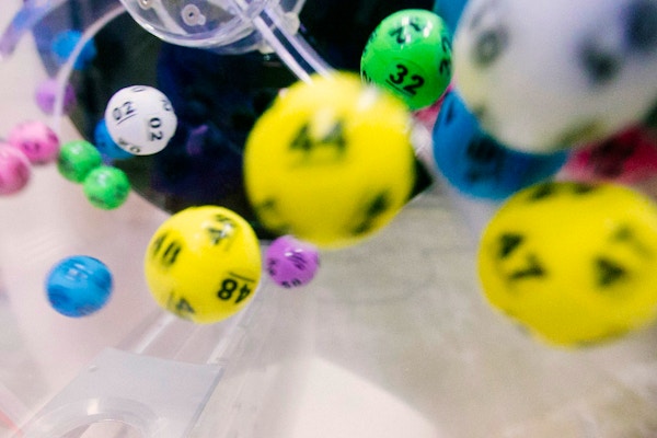 Bingo Dylan-nolte-RSsqjpezn6o-unsplash Copy