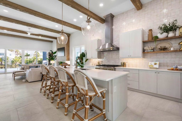 Homes And Villas Marriot Bonvoy Autumn Escapes Stars And Stripes Cinnamon Beach