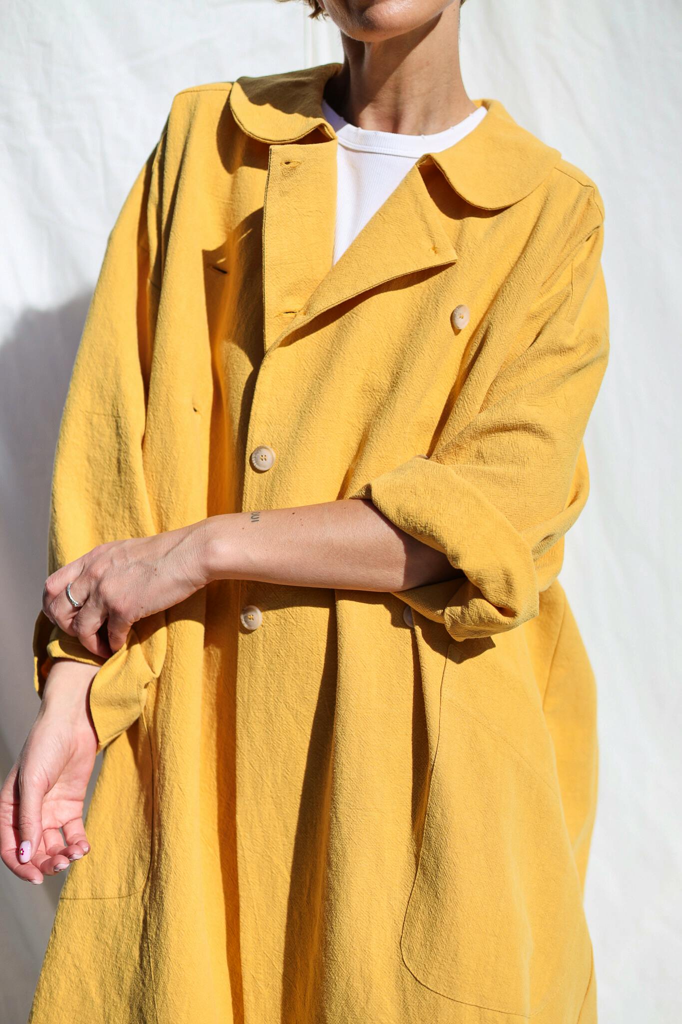 Peter Pan Collar Heavy Linen Oversized Coat In Honey Haze Color €149