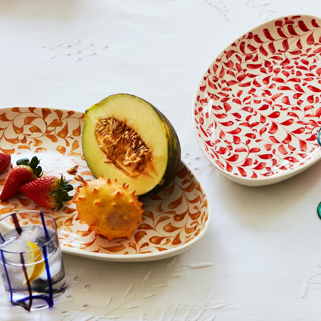 Villa Bologna Pottery Large Red Scroll Oval Platter £92