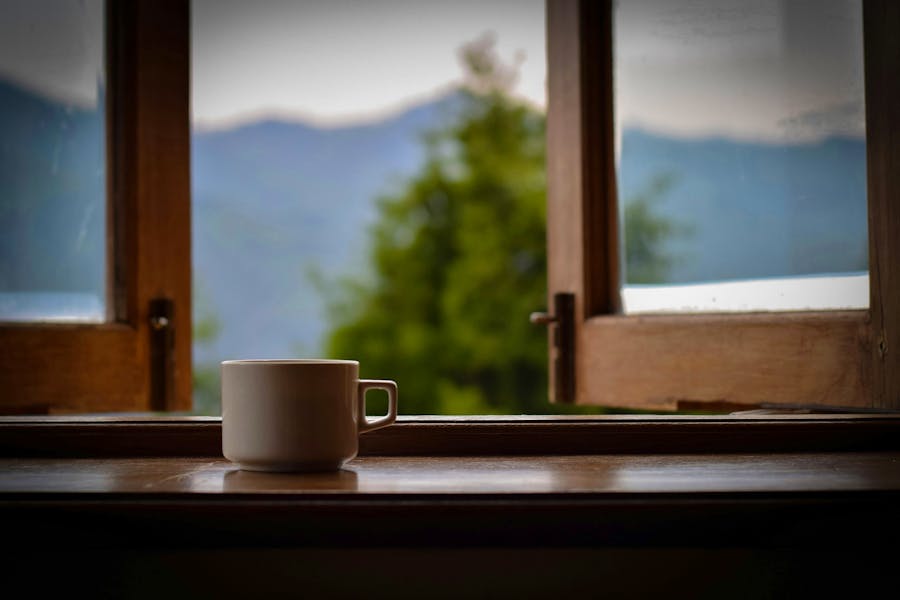 Cosy Autumn Nights Maheima-kapur-QscGYfYmjKg-unsplash Copy