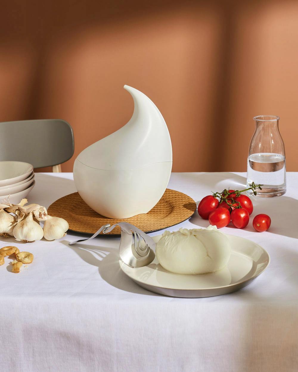 Alessi Nunziatella Mozzarella Set, £65