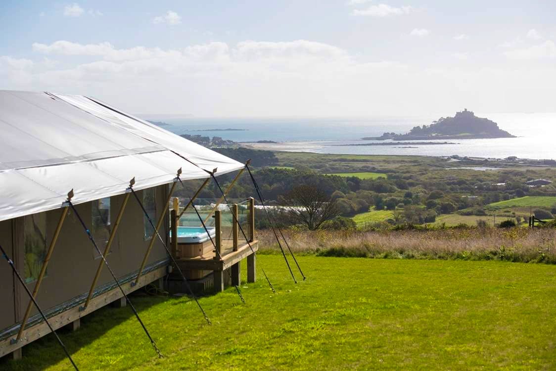 Unique Hideaways Dog Friendly Mount View Horizon Safari Tent
