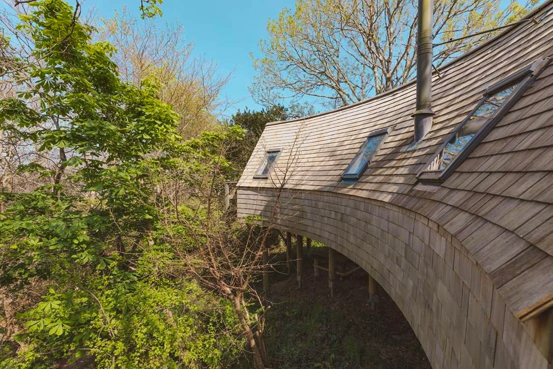 Unique Hideaways Dog Friendly Kalmynsi Treehouse Cornwall