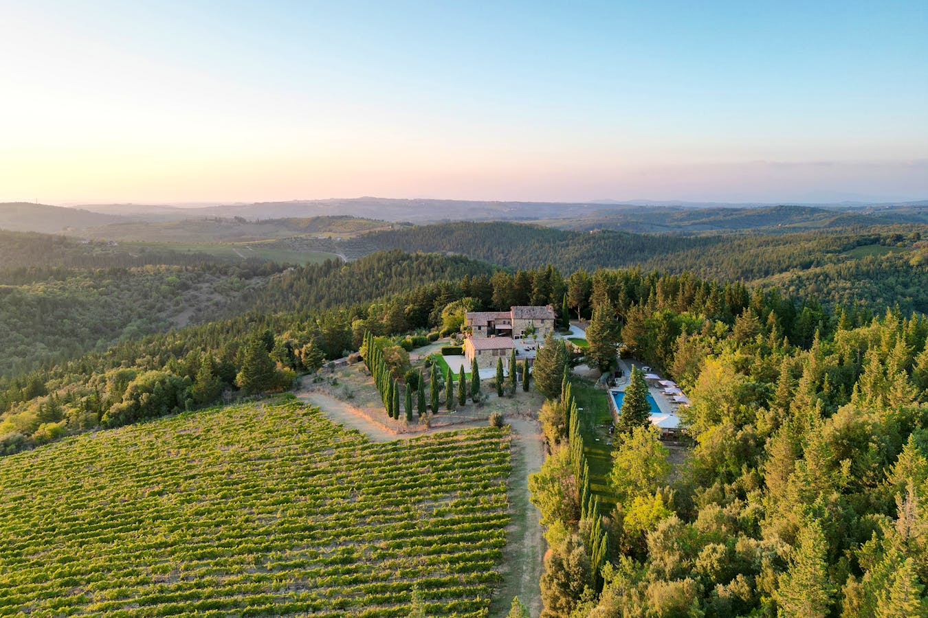 Luxury Travel Book Comp Oct 25