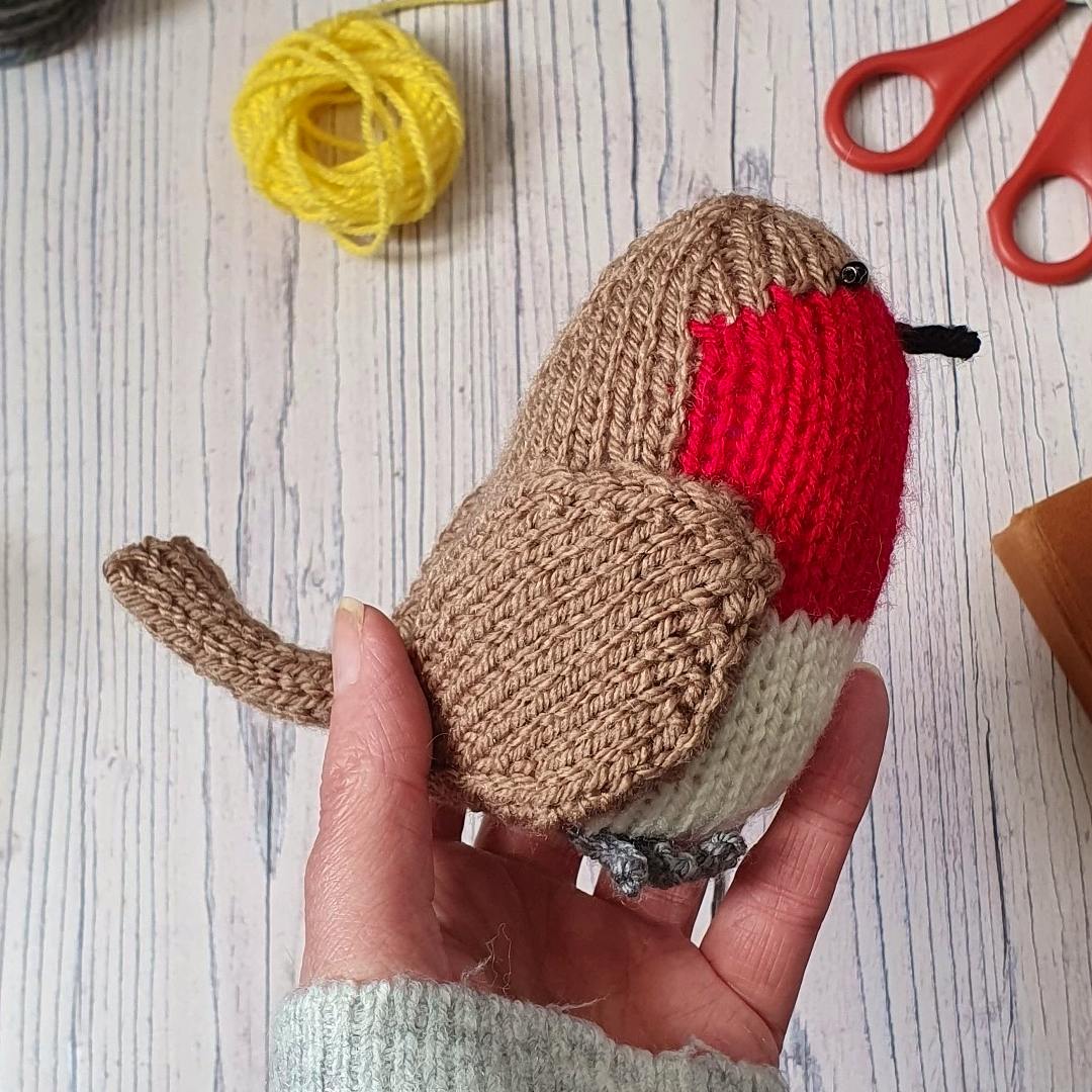 Holly & Co Albert The Robin - Festive Bird Knit Kit For Beginners, £18