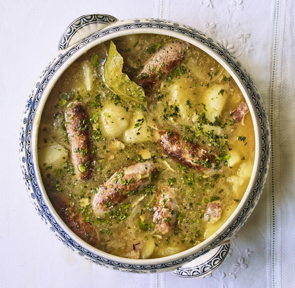 DUBLIN CODDLE WITH BLACK BACON