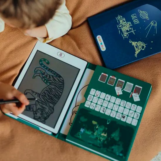 Kidywolf Kidydraw Mini Drawing Board, £17