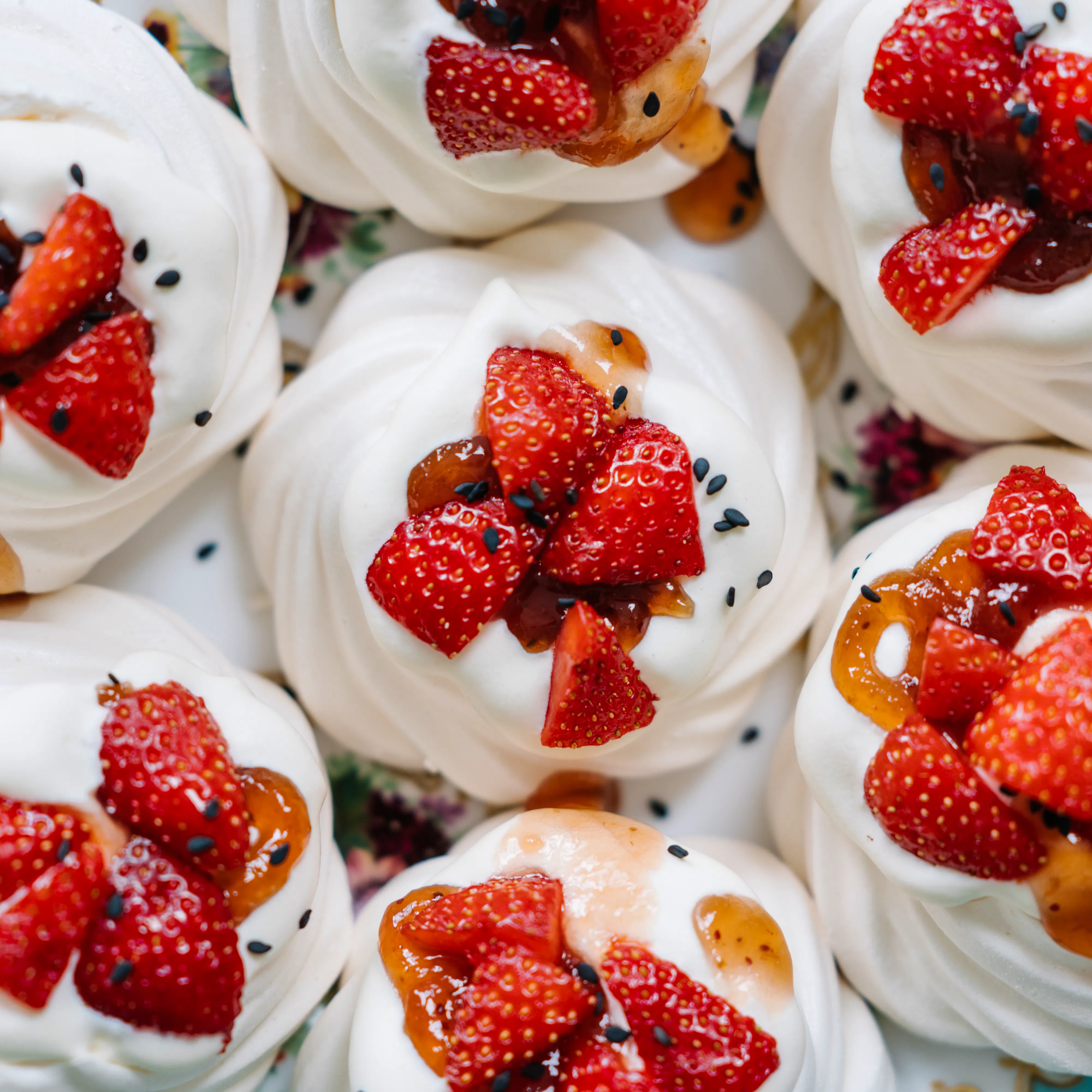 Mini Strawberry Cheesecake Pavlovas
