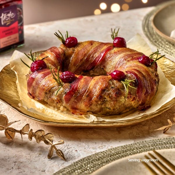 Pork & Apple Stuffing Wreath £10