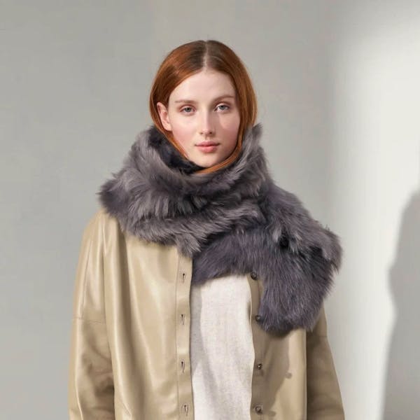 Toscana Shearling Natural Edge Button Scarf Cavier