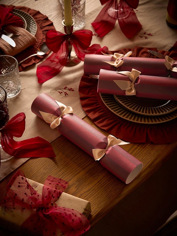 Six Luxury Handmade Striped Crackers - Mauve Mix