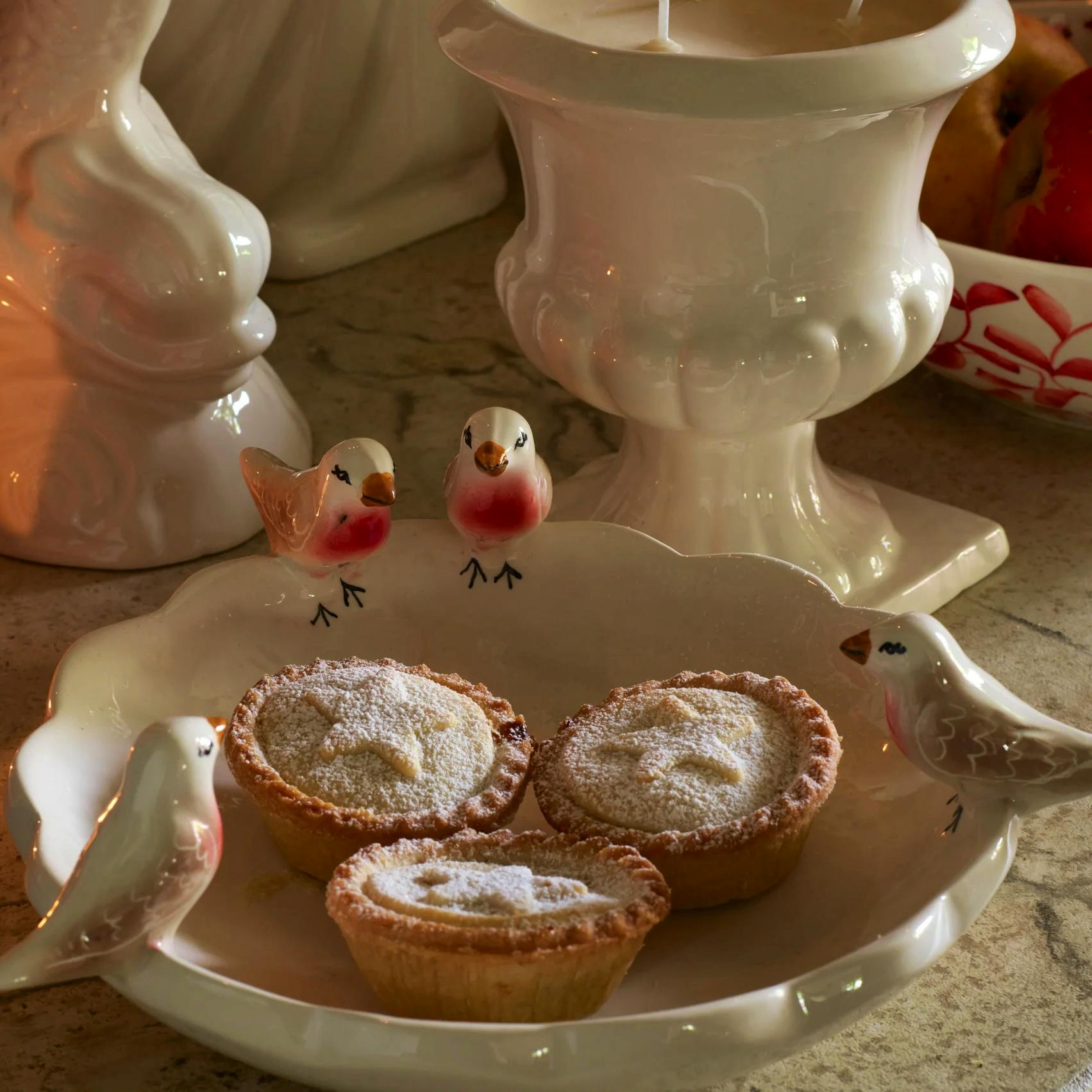 Villa Bologna Pottery Robin Bird Bowl, £78