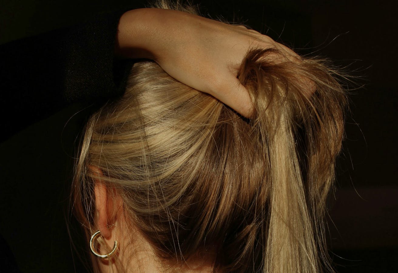 Xmas Hair Heroes Polly-alexandra-M0vGrfbJVA0-unsplash Copy