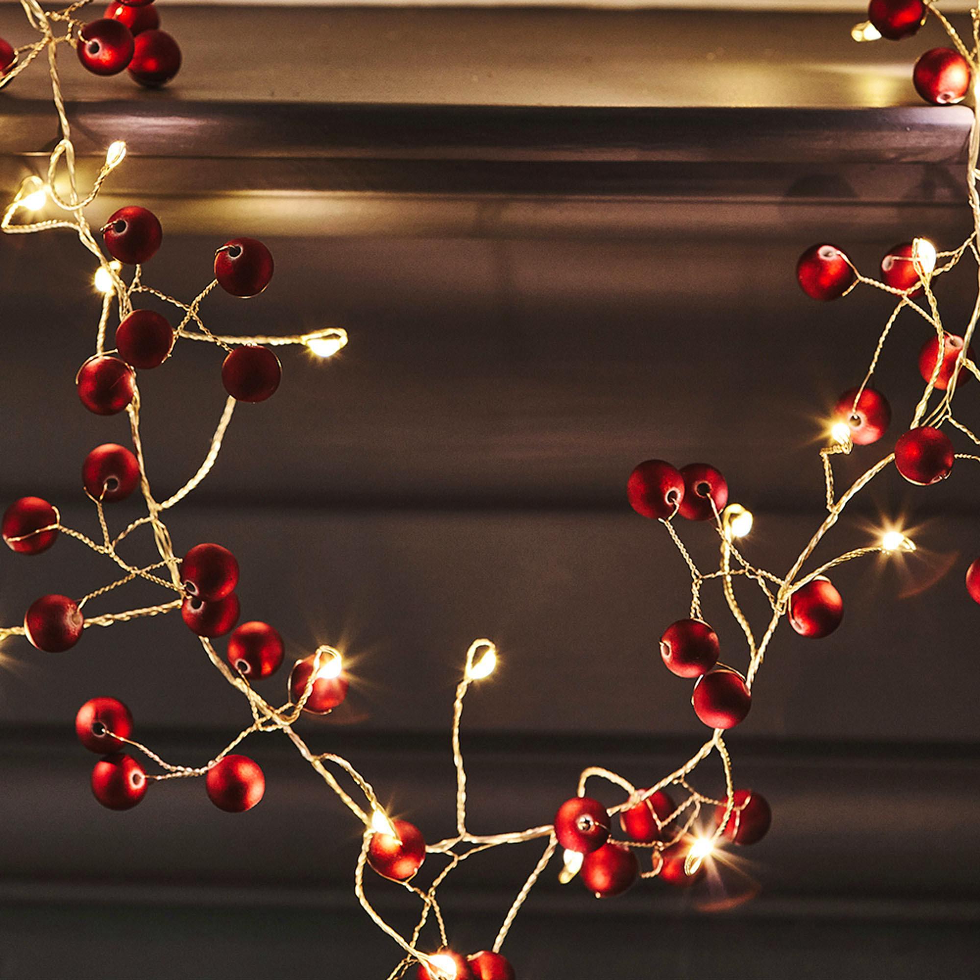 Sarah Raven Red Berry Lit Garland, £34.95