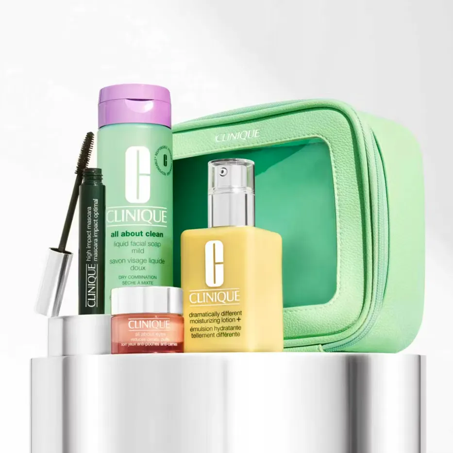 Clinique Beauty Icons Star Gift, £44.50 (worth £121)
