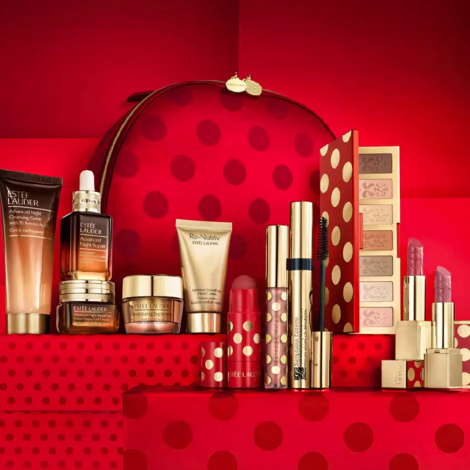 Estée Lauder Blockbuster Gift Set, £90 (worth £427)